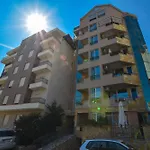 Apartment Golden Lavender
