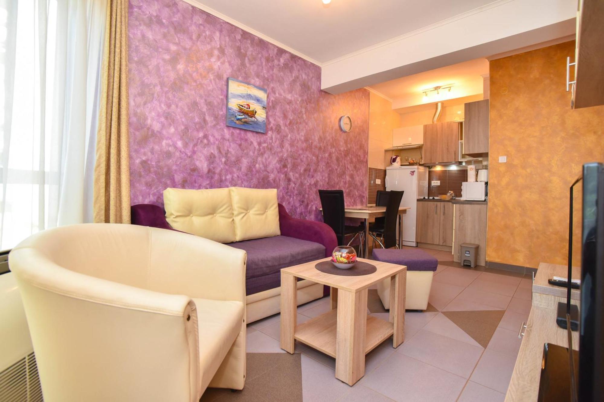 Golden Lavender * Budva