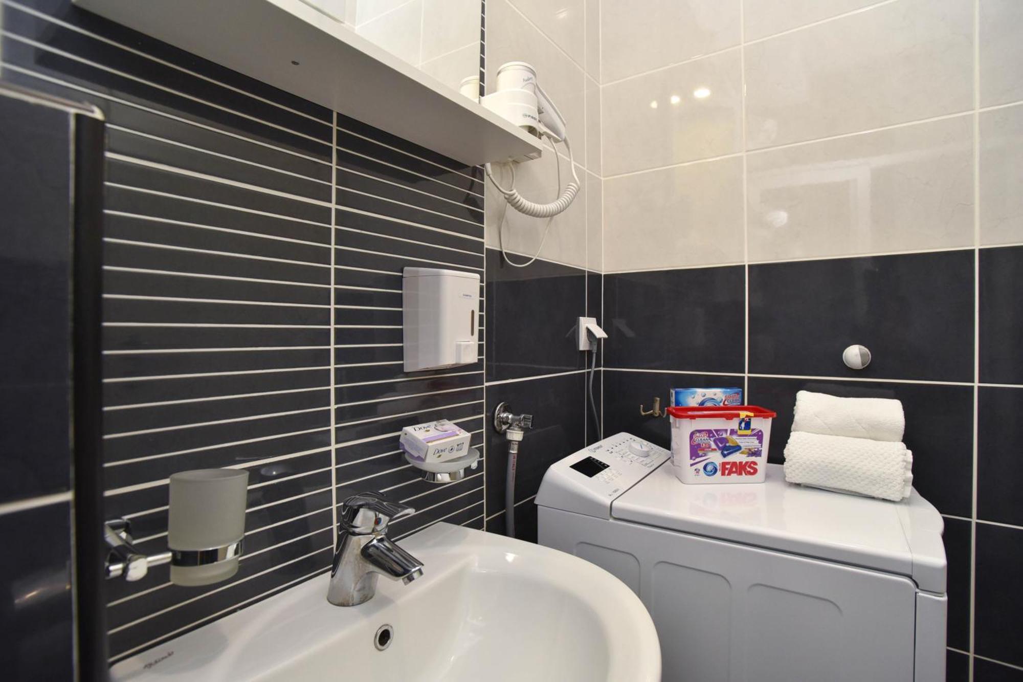 Golden Lavender Apartament Budva
