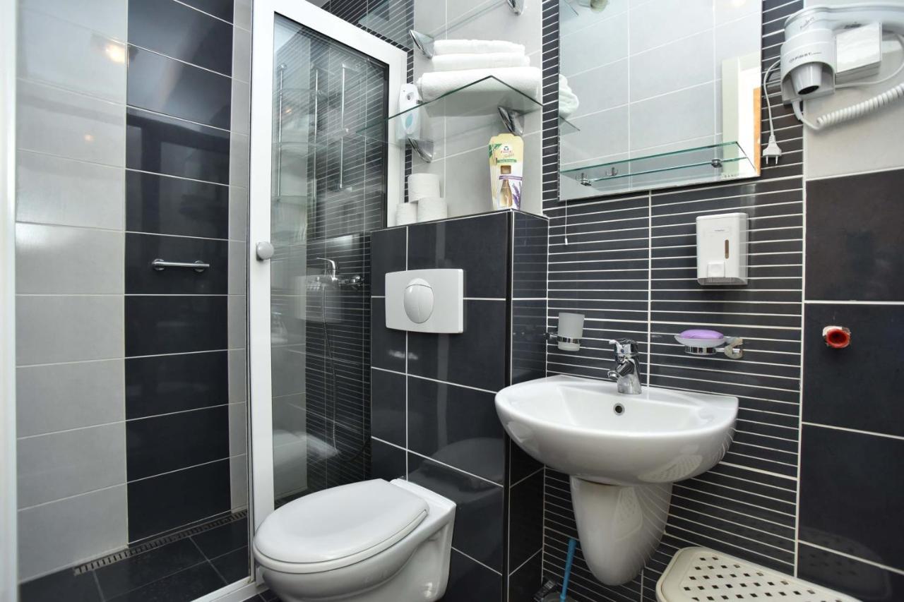 Golden Lavender Apartament *
