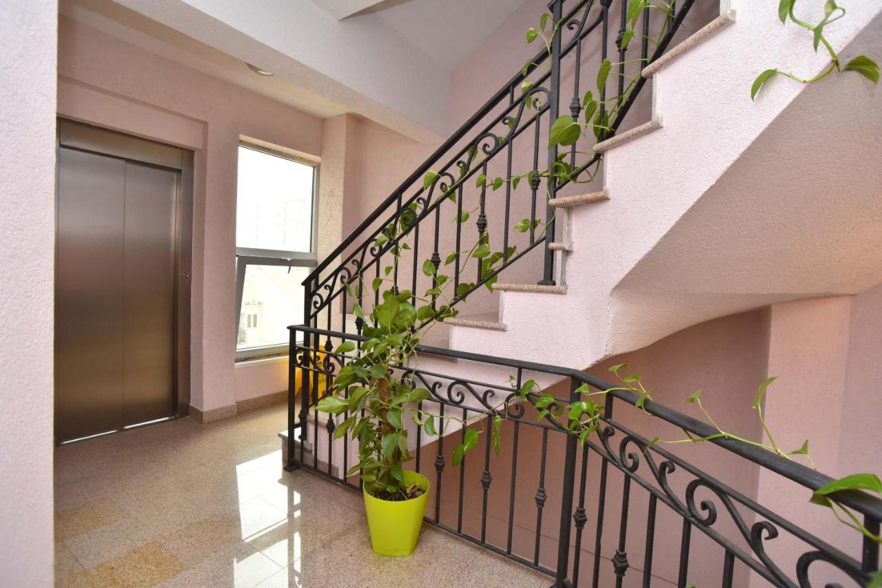 Golden Lavender Apartament Budva